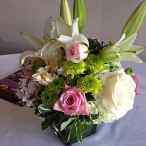 35-Piece Deluxe Complete Wedding Flower Package